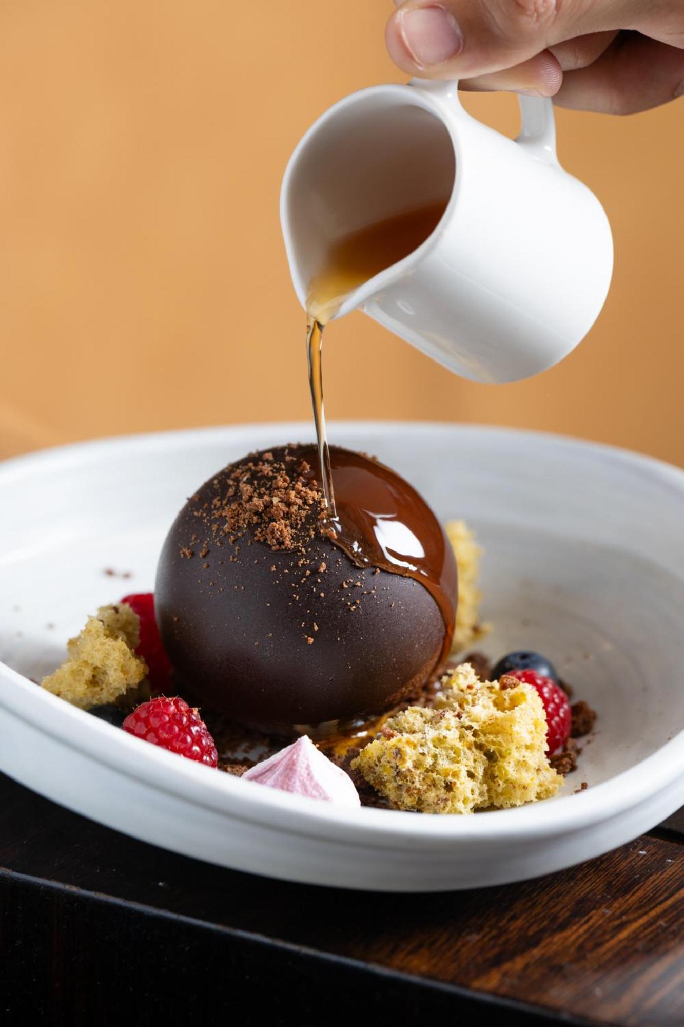Intercontinental Melbourne The Rialto By Ihg Otel Dış mekan fotoğraf Chocolate bomb
