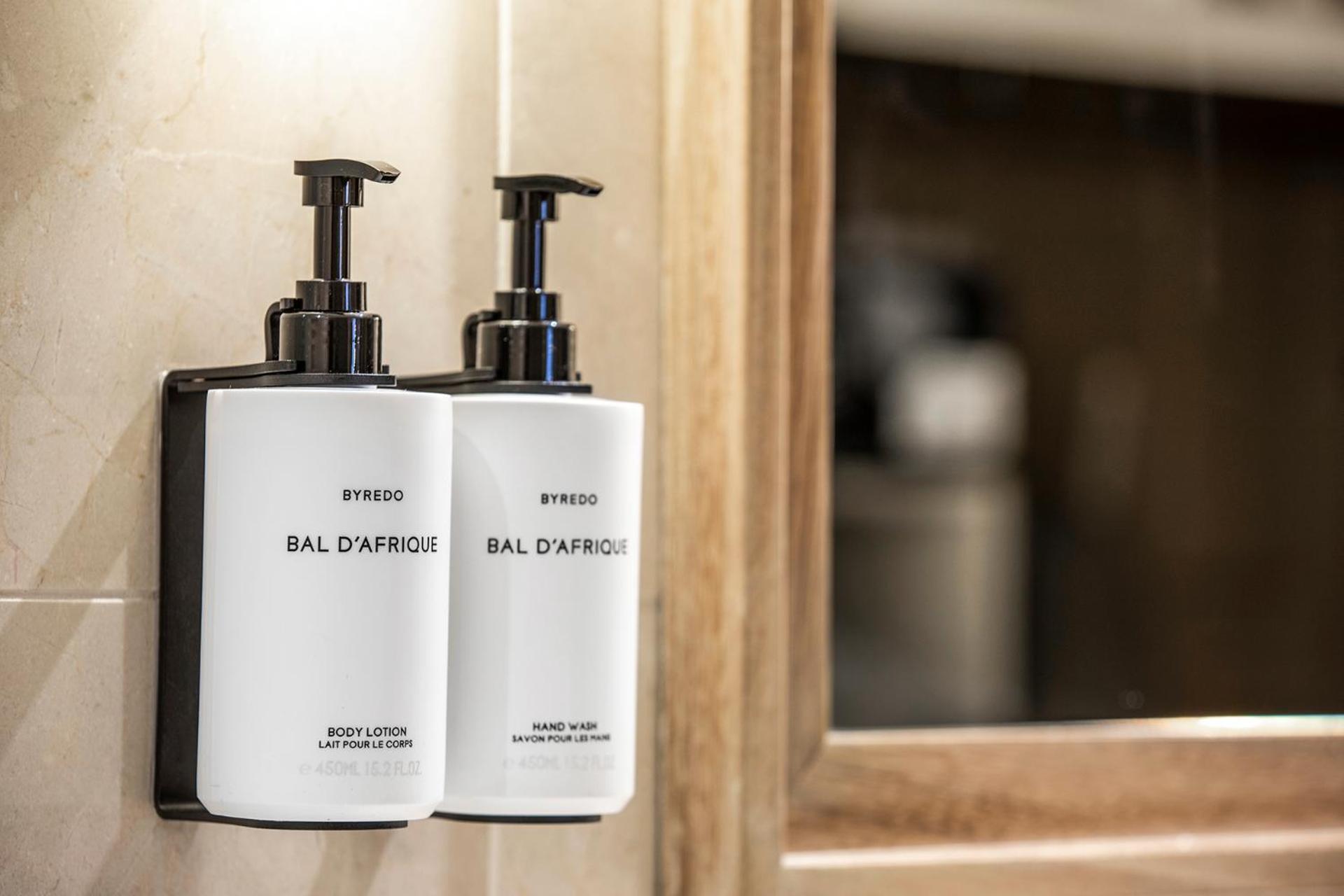 Intercontinental Melbourne The Rialto By Ihg Otel Dış mekan fotoğraf Soap dispensers